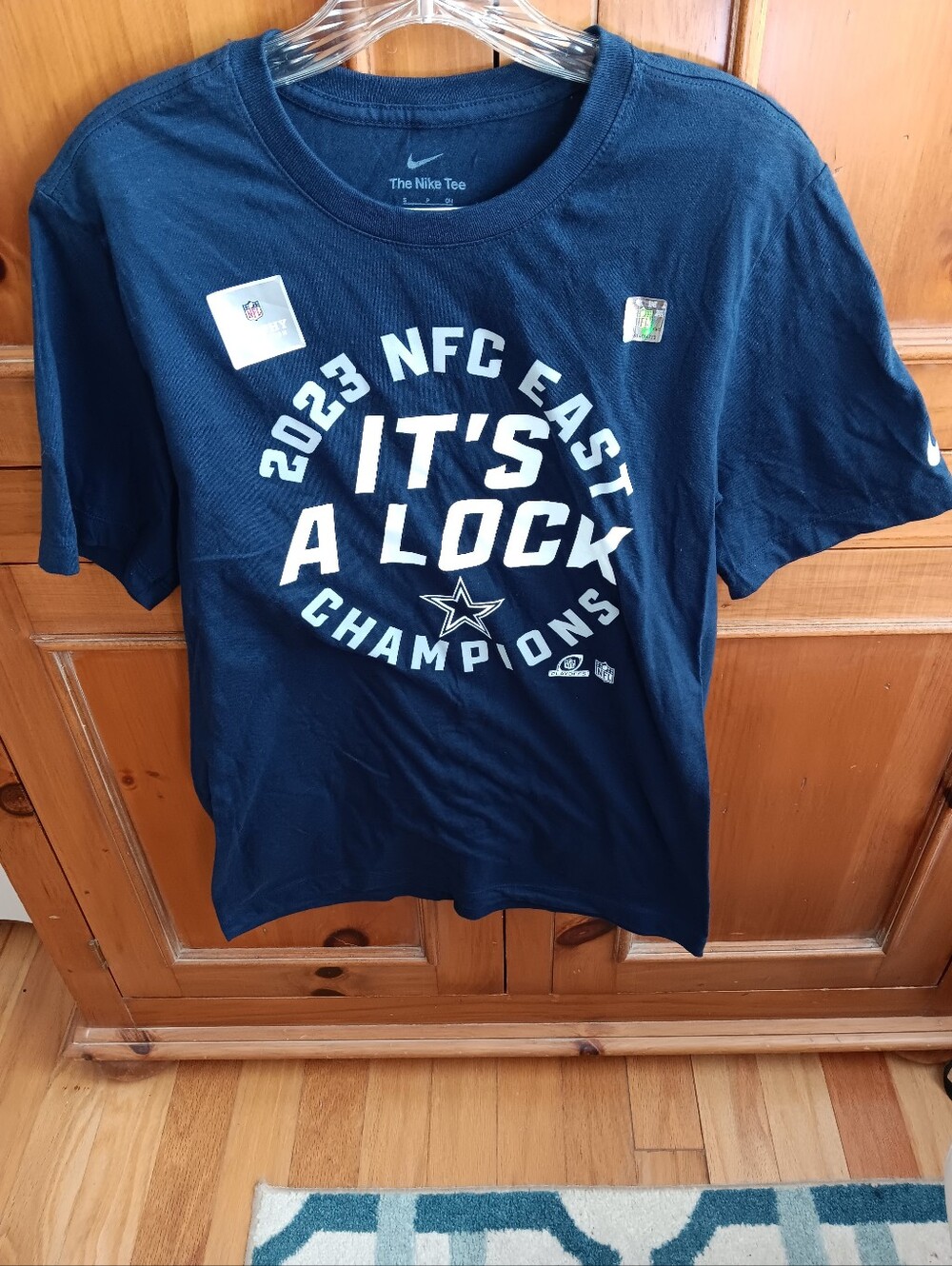 Dallas Cowboys Navy Blue "It's A Lock" NFC East Champions Tee New Nike Small
